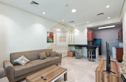 Apartment - 2 Bedrooms - 2 Bathrooms for rent in Zig Zag Tower B - Zig Zag Towers - West Bay - Doha