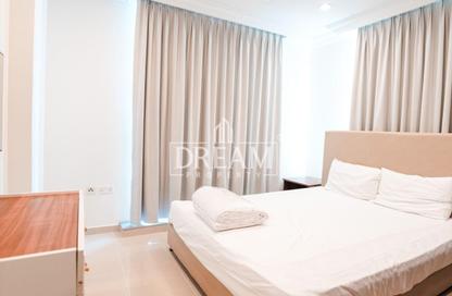 Apartment - 2 - 2 for rent in Corniche Road - Corniche Road - Doha