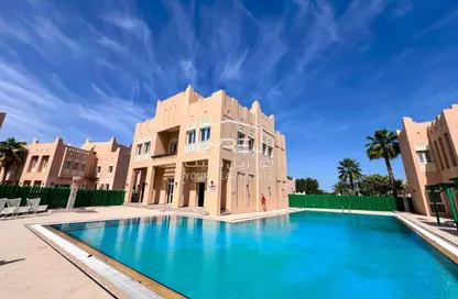 فيلا - 4 غرف نوم - 4 حمامات للايجار في فلل واست باي لاغون - وست باي لاجون - بحيرة وست لاجون - الدوحة