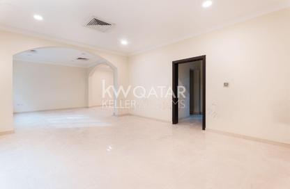Villa - 5 Bedrooms - 6 Bathrooms for rent in Bu Hamour Street - Abu Hamour - Doha