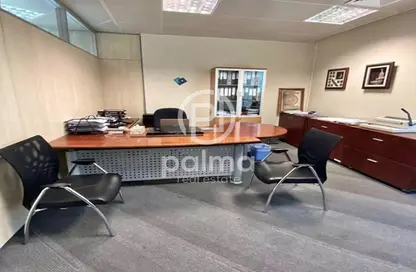 مساحات مكتبية - 6 غرف نوم - 2 حمامات للايجار في برج الفيصل - الدفنة - الدفينة - الدوحة