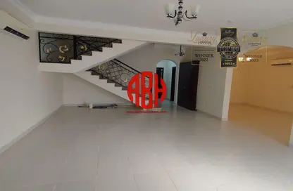 مجمع سكني - 5 غرف نوم - 5 حمامات للايجار في شارع  بو هامو - أبو هامور - الدوحة