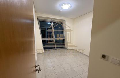 Apartment - 2 Bedrooms - 2 Bathrooms for rent in Zig Zag Tower A - Zig Zag Towers - West Bay - Doha