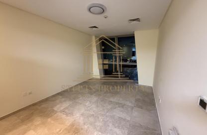Apartment - 2 Bedrooms - 2 Bathrooms for rent in Zig Zag Tower A - Zig Zag Towers - West Bay - Doha