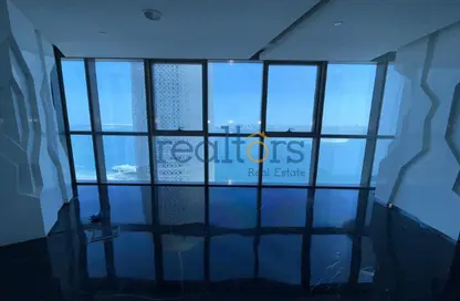 Office Space - 4 Bedrooms - 1 Bathroom for rent in Palm Tower B - Palm Towers - West Bay - Doha