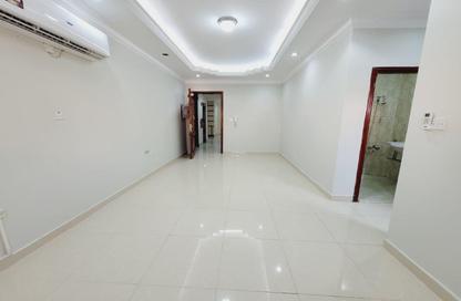 Apartment - 2 Bedrooms - 2 Bathrooms for rent in Al Sadd Road - Al Sadd - Doha
