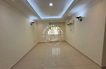 Apartment - 2 Bedrooms - 2 Bathrooms for rent in Al Mansoura - Al Mansoura - Doha