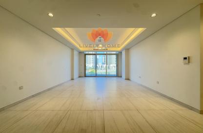 Apartment - 2 Bedrooms - 4 Bathrooms for rent in Crystal Residence - Gewan Island - The Pearl Island - Doha