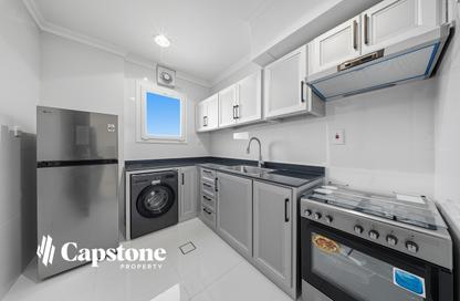 Apartment - 2 Bedrooms - 2 Bathrooms for rent in Umm Ghwailina Comm - Umm Ghuwalina - Umm Ghuwailina - Doha Apartment - 2 Bedrooms - 2 Bathrooms for rent in Umm Ghwailina Comm - Umm Ghuwalina - Umm Ghuwailina - Doha