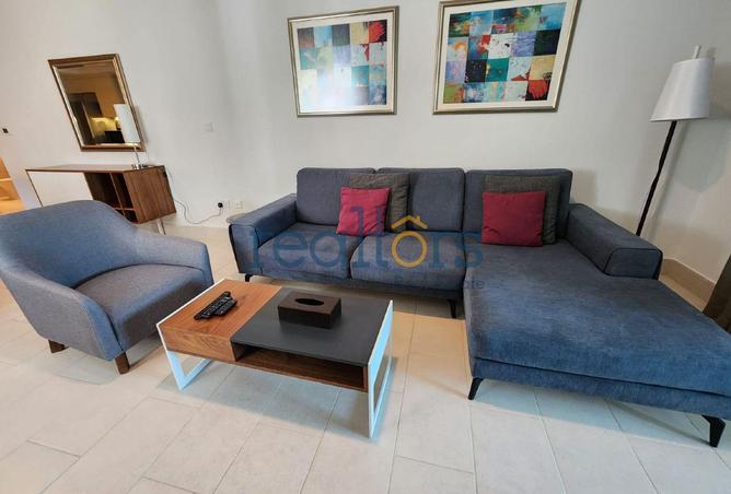 1000858 - Property Image 2