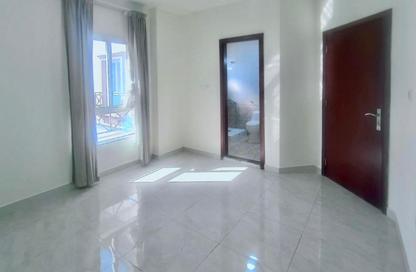 Villa - 5 Bedrooms - 6 Bathrooms for rent in Bu Hamour Street - Abu Hamour - Doha