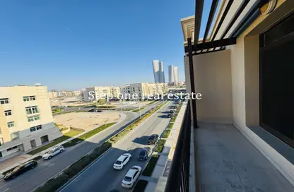 Apartment - 3 Bedrooms - 4 Bathrooms for sale in Naples - Fox Hills - Fox Hills - Lusail