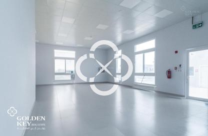 Warehouse - Studio - 2 for rent in East Industrial Street - Birkat Al Awamer - Al Wakra