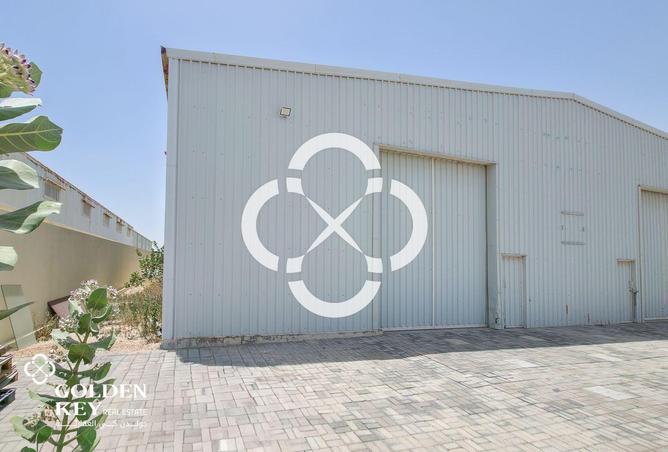 60112602 - Property Image 2