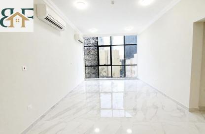 Apartment - 3 Bedrooms - 4 Bathrooms for rent in Fereej Bin Mahmoud North - Fereej Bin Mahmoud - Doha
