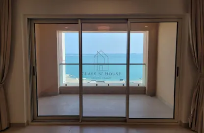 Apartment - 2 Bedrooms - 4 Bathrooms for rent in Al Mutahidah Tower - Viva Bahriyah - The Pearl Island - Doha