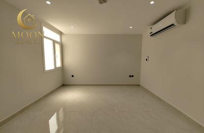 Apartment - 2 Bedrooms - 2 Bathrooms for rent in Al Mansoura - Al Mansoura - Doha Apartment - 2 Bedrooms - 2 Bathrooms for rent in Al Mansoura - Al Mansoura - Doha
