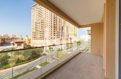 Apartment - 2 Bedrooms - 3 Bathrooms for sale in The Pearl Island - Doha