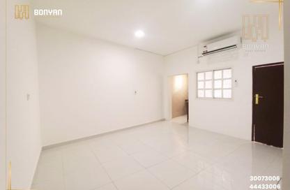Apartment - 1 Bedroom - 1 Bathroom for rent in Palm Village residence - New Salata - Salata - Doha