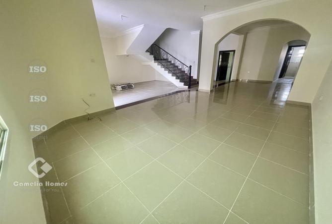 54101396 - Property Image 3