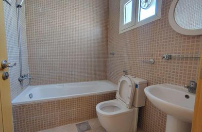 Compound - 6 Bedrooms - 6 Bathrooms for rent in Izghawa - Izghawa - Doha