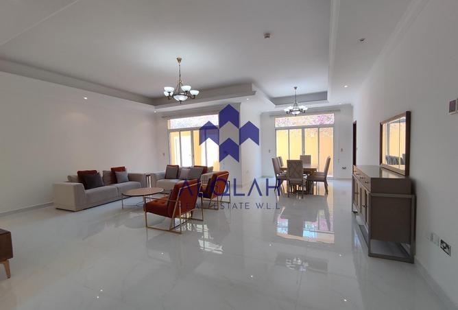 1004455 - Property Image 2