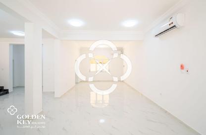 Villa - 4 Bedrooms - 5 Bathrooms for rent in Old Airport Residential Apartments - Old Airport Road - Doha Villa - 4 Bedrooms - 5 Bathrooms for rent in Old Airport Residential Apartments - Old Airport Road - Doha