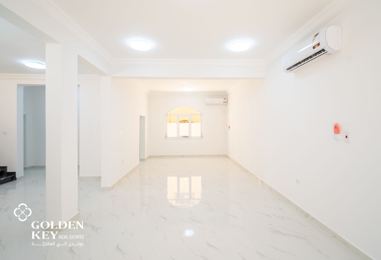 UF | Fully Renovated Villa 4BR+Maid | Old Airport
