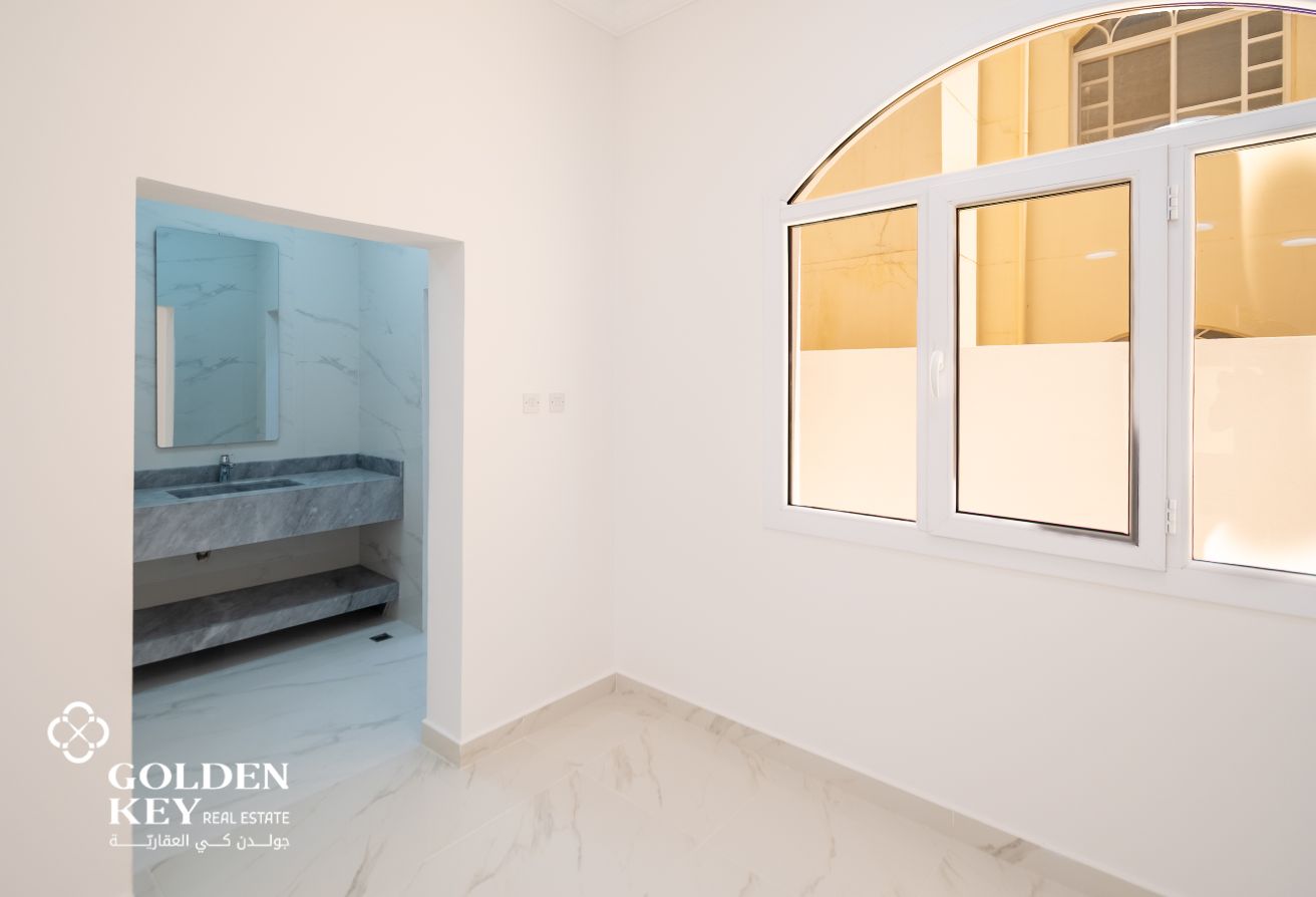 UF | Fully Renovated Villa 4BR+Maid | Old Airport