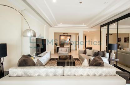 Apartment - 1 Bedroom - 2 Bathrooms for rent in West Porto Drive - Porto Arabia - The Pearl Island - Doha