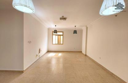 Apartment - 2 Bedrooms - 2 Bathrooms for rent in Al Sadd Road - Al Sadd - Doha