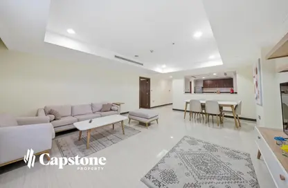 Apartment - 1 Bedroom - 2 Bathrooms for rent in Marina Gate - Porto Arabia - The Pearl Island - Doha