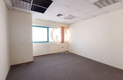 Office Space - 7+ Bedrooms - 2 Bathrooms for rent in Musheireb Tower - Musheireb - Musheireb - Doha