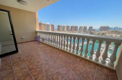 Apartment - 2 Bedrooms - 3 Bathrooms for rent in Tower 14 - Porto Arabia - The Pearl Island - Doha