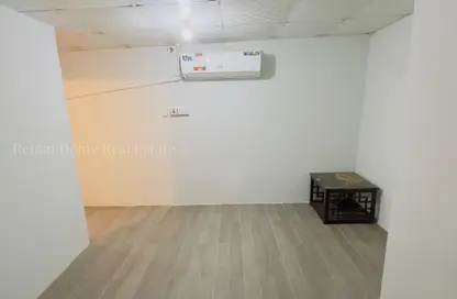 Apartment - Studio - 1 Bathroom for rent in Bin Omran - Fereej Bin Omran - Doha