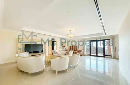 شقة - 2 غرف نوم - 3 حمامات للايجار في طريق بورتو الغربي - بورتو أرابيا - جزيرة اللؤلؤة - الدوحة