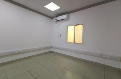 Office Space - 7+ Bedrooms - 2 Bathrooms for rent in Al Muntazah Street - Al Muntazah - Doha