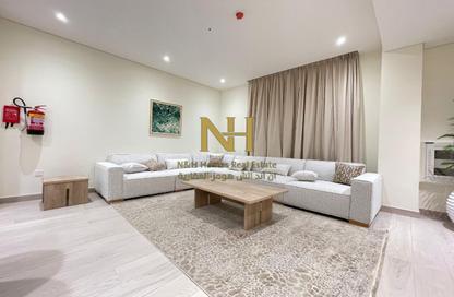 Apartment - 1 Bedroom - 2 Bathrooms for rent in Floresta Gardens - Floresta Gardens - The Pearl Island - Doha
