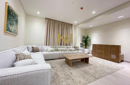 Apartment - 1 Bedroom - 2 Bathrooms for rent in Floresta Gardens - Floresta Gardens - The Pearl Island - Doha Apartment - 1 Bedroom - 2 Bathrooms for rent in Floresta Gardens - Floresta Gardens - The Pearl Island - Doha