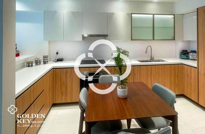 Apartment - 1 Bedroom - 2 Bathrooms for rent in Crystal Residence - Gewan Island - The Pearl Island - Doha Apartment - 1 Bedroom - 2 Bathrooms for rent in Crystal Residence - Gewan Island - The Pearl Island - Doha