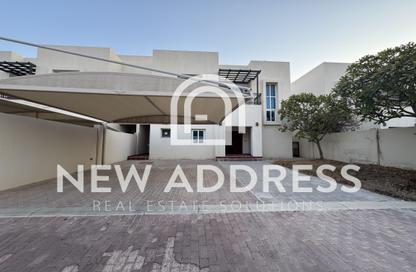 Villa - 3 Bedrooms - 5 Bathrooms for rent in Umm Al Seneem Street - Ain Khaled - Doha