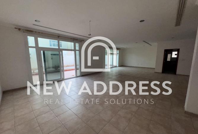 57781213 - Property Main Image