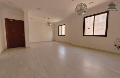 Apartment - 2 Bedrooms - 2 Bathrooms for rent in Al Mansoura - Al Mansoura - Doha
