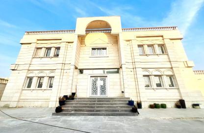 Villa - 7+ Bedrooms - 7+ Bathrooms for sale in Al Kheesa - Al Kheesa - Umm Salal Mohammed