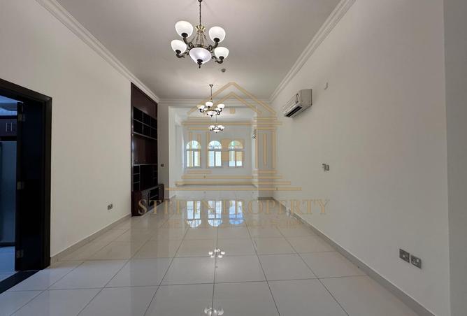 60614022 - Property Image 2
