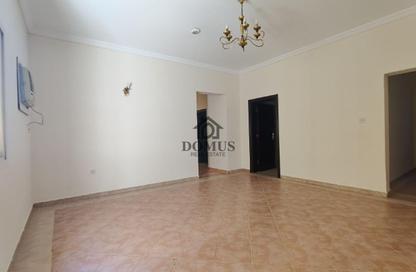 Apartment - 3 Bedrooms - 2 Bathrooms for rent in Anas Street - Fereej Bin Mahmoud North - Fereej Bin Mahmoud - Doha