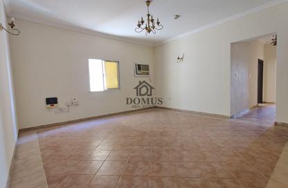 Apartment - 3 Bedrooms - 2 Bathrooms for rent in Anas Street - Fereej Bin Mahmoud North - Fereej Bin Mahmoud - Doha