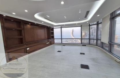 Office Space - Studio - 1 Bathroom for rent in Marina Tower 23 - Marina District - Lusail