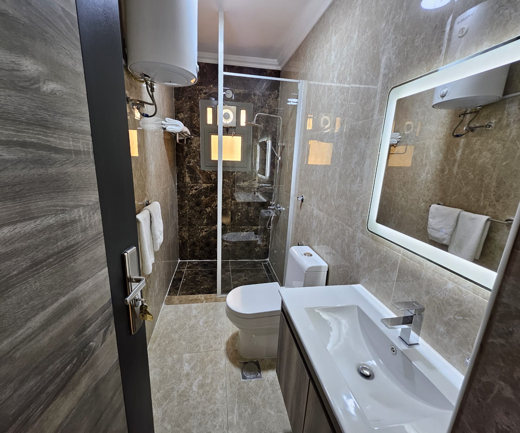 5 Bedroom Villa Duplex Free Hold Ready To Move thumbnail 12
