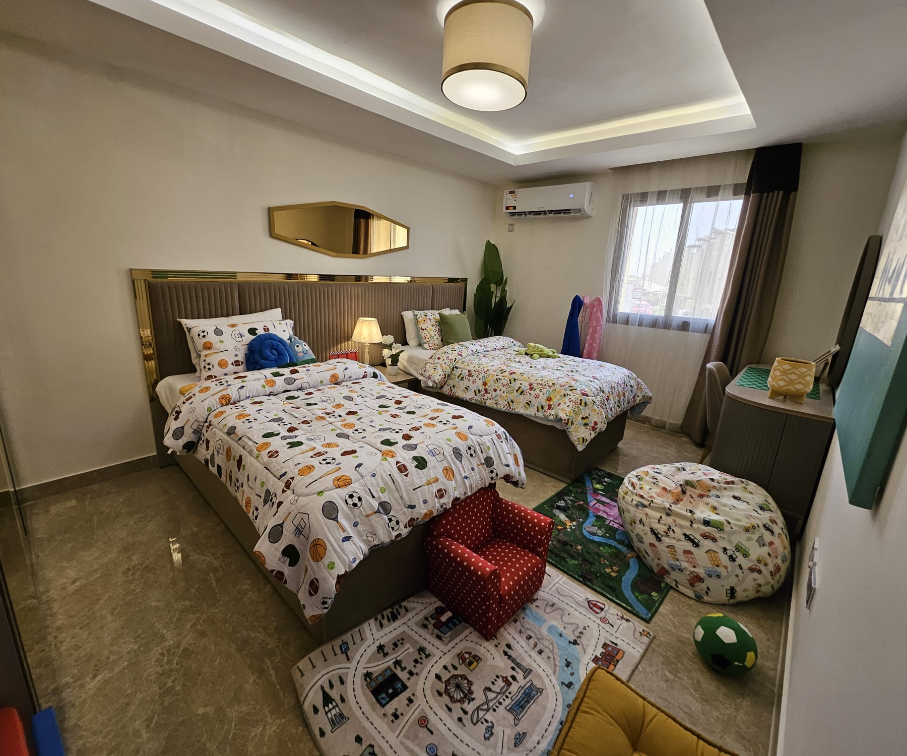 5 Bedroom Villa Duplex Free Hold Ready To Move thumbnail 3